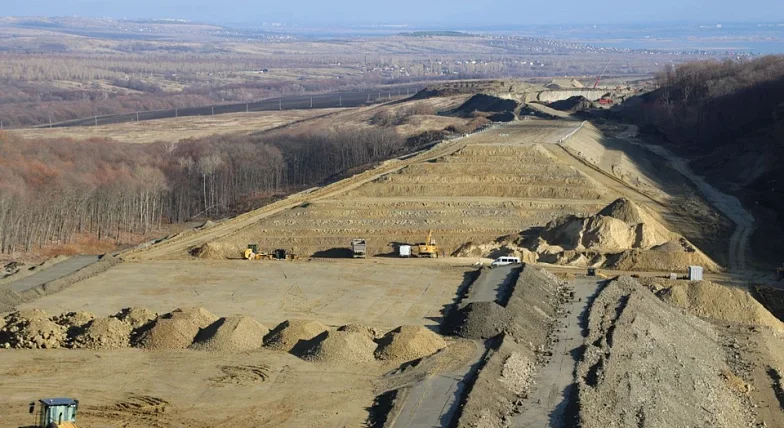 Вячеслав Володин рассказал о ремонте федеральных дорог в Саратовской области в 2025 году   